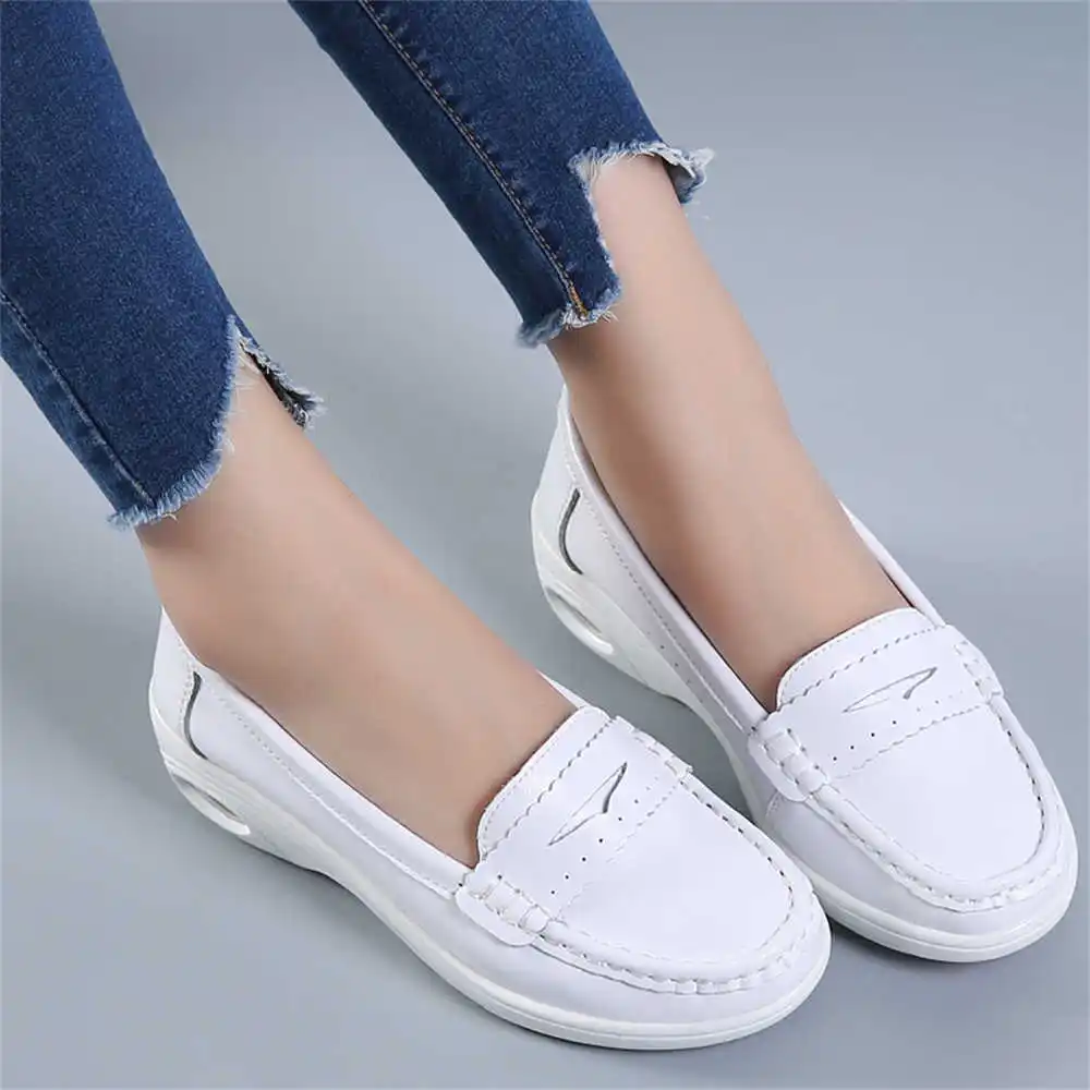 Thick Sole Slipon White Traine - đánh giá và giá Tech Accessories Gifts For Men