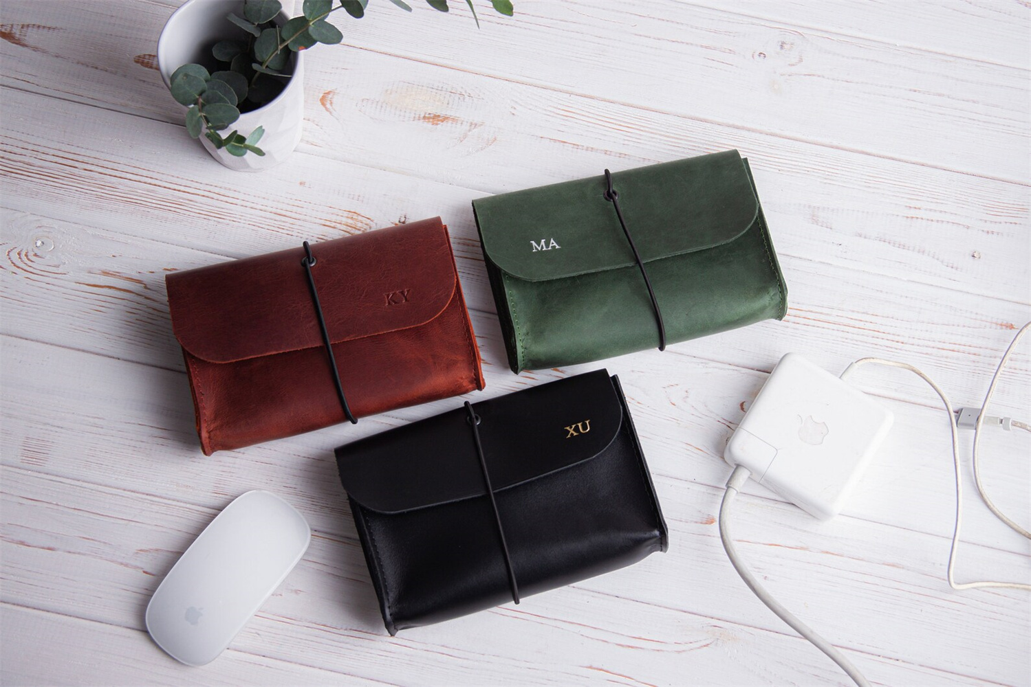 Genuine Leather MacBook Mouse  - đánh giá và giá Tech Accessories Travel Organizer Pouch